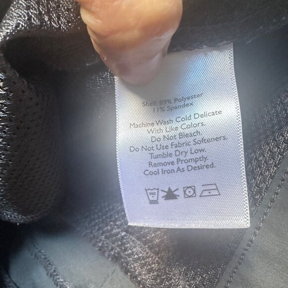 Eddie Bauer Womens Capri Ruched Hiking Pants Gray Sz 2 Stretch Travel 5 Pockets - Picture 5 of 10